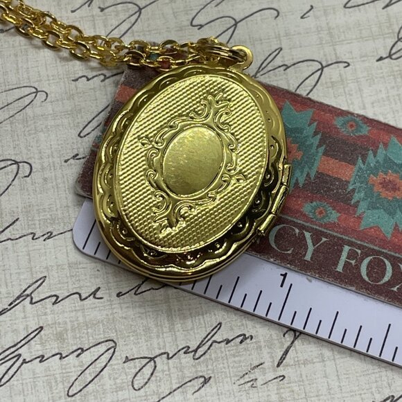 Gold Red Bird Cardinal Memorial Jewelry Locket Necklace Pendant Wedding spring - Picture 8 of 9